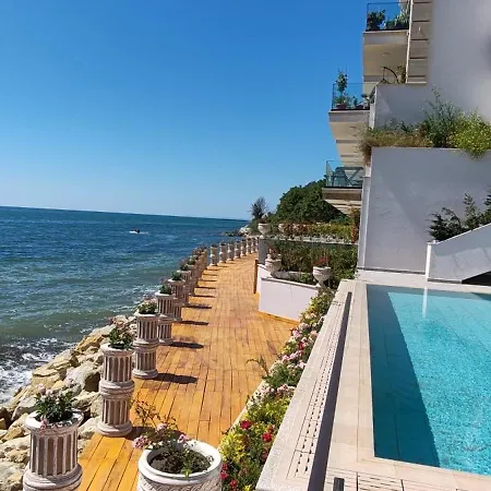 Sea Point La Apartahotel