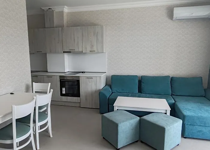 מלון דירות Sea Point La 4*