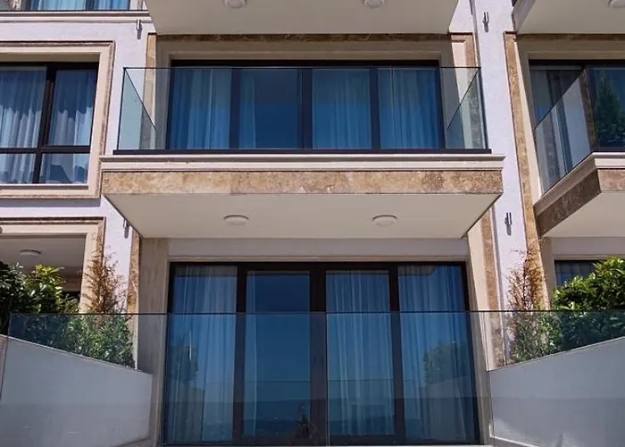 מלון דירות Sea Point La 4*