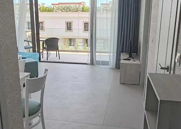 Sea Point La Lejlighedshotel 4*